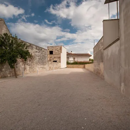 Tre Bacili - L'ospitalita In Dimora Spongano